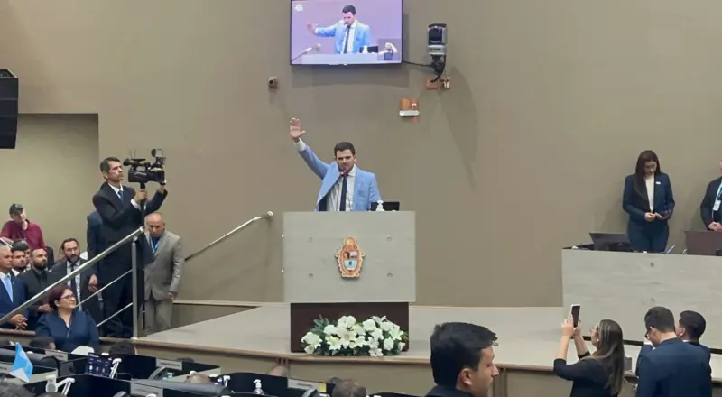 Renato Junior assume Prefeitura de Manaus e traz transformação social