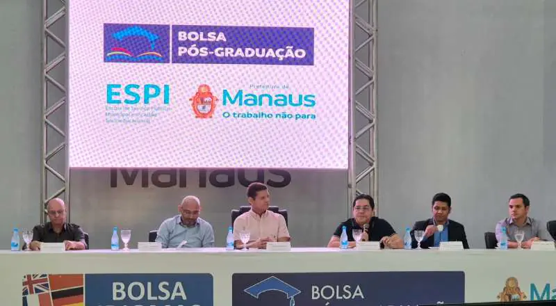 Prefeitura de Manaus lança editais para Bolsa Idiomas e Pós-Graduação 2026
