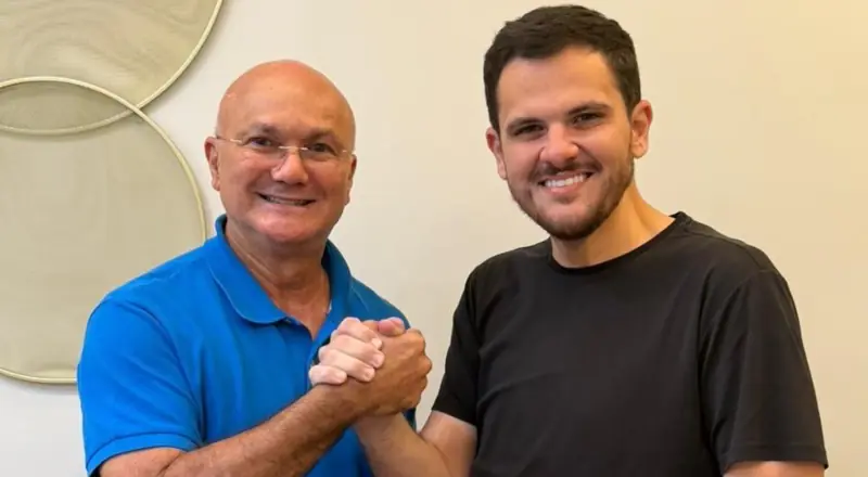 Menezes é convidado por Renato Júnior para ser deputado federal