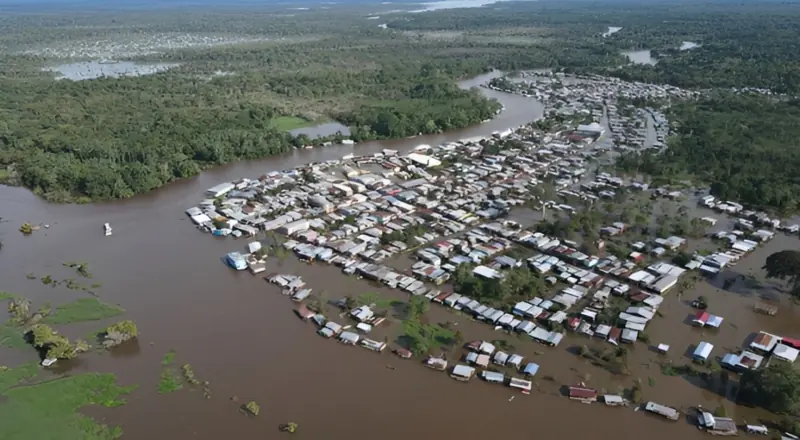 Cheia controlada no Amazonas e risco de seca no semestre