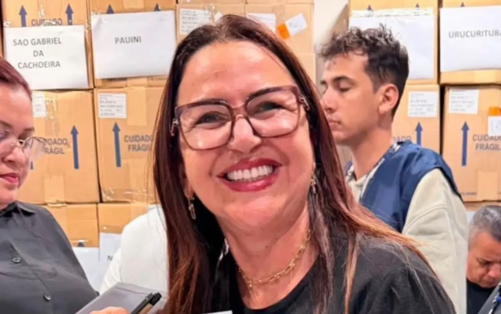 Gestão Valciléia Maciel assegura pagamento pontual em Manacapuru