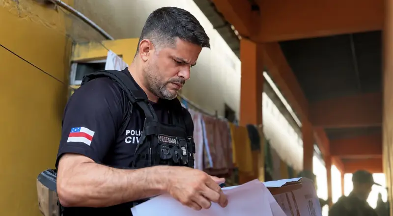 Informação privilegiada e assaltos planejados: dupla é presa em Manaus