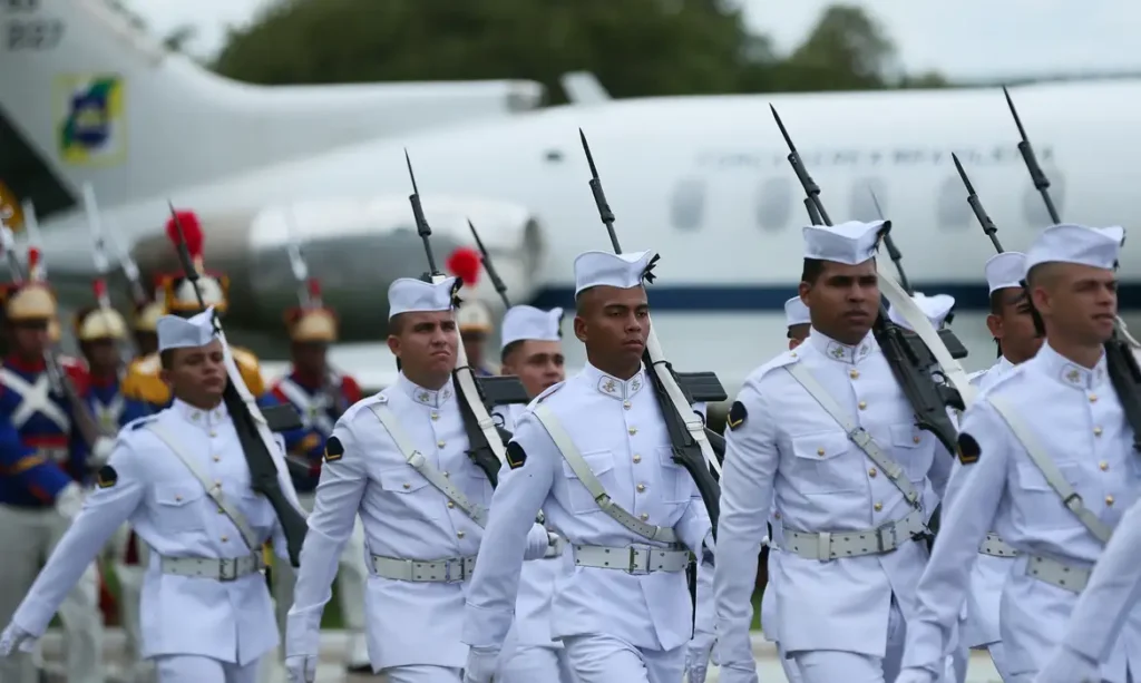 Termina nesta terça-feira prazo para alistamento militar eficaz