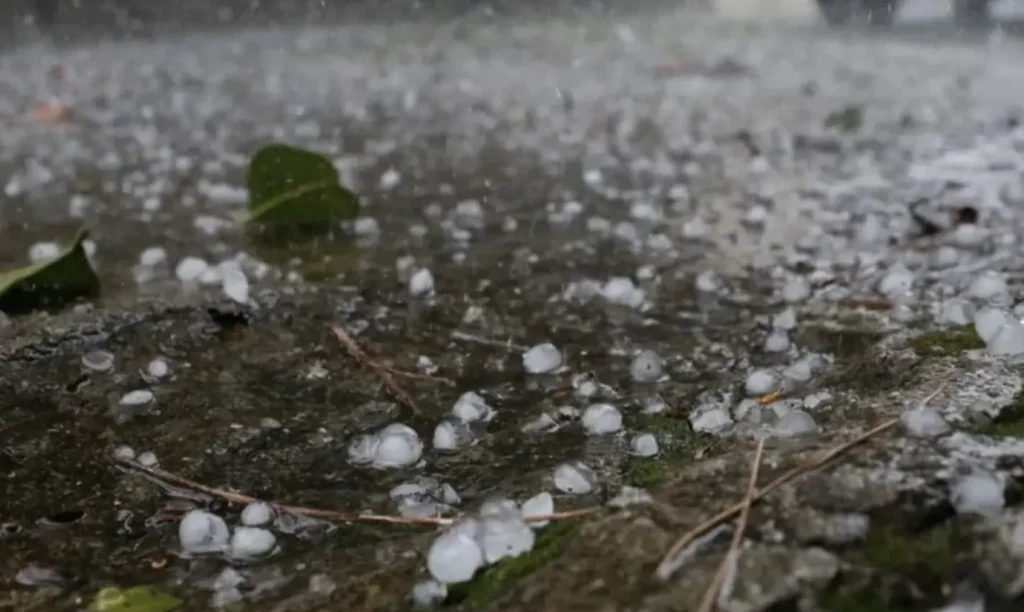 Inmet emite aviso de perigo para tempestades e granizo em regiões afetadas