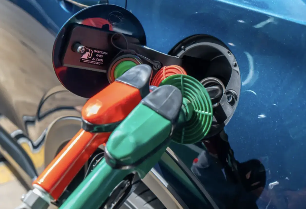CNPE autoriza gasolina com quase um terço de etanol: Entenda os benefícios