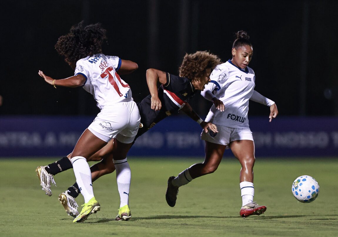 Brasileirão e internacionais: jogos imperdíveis deste domingo