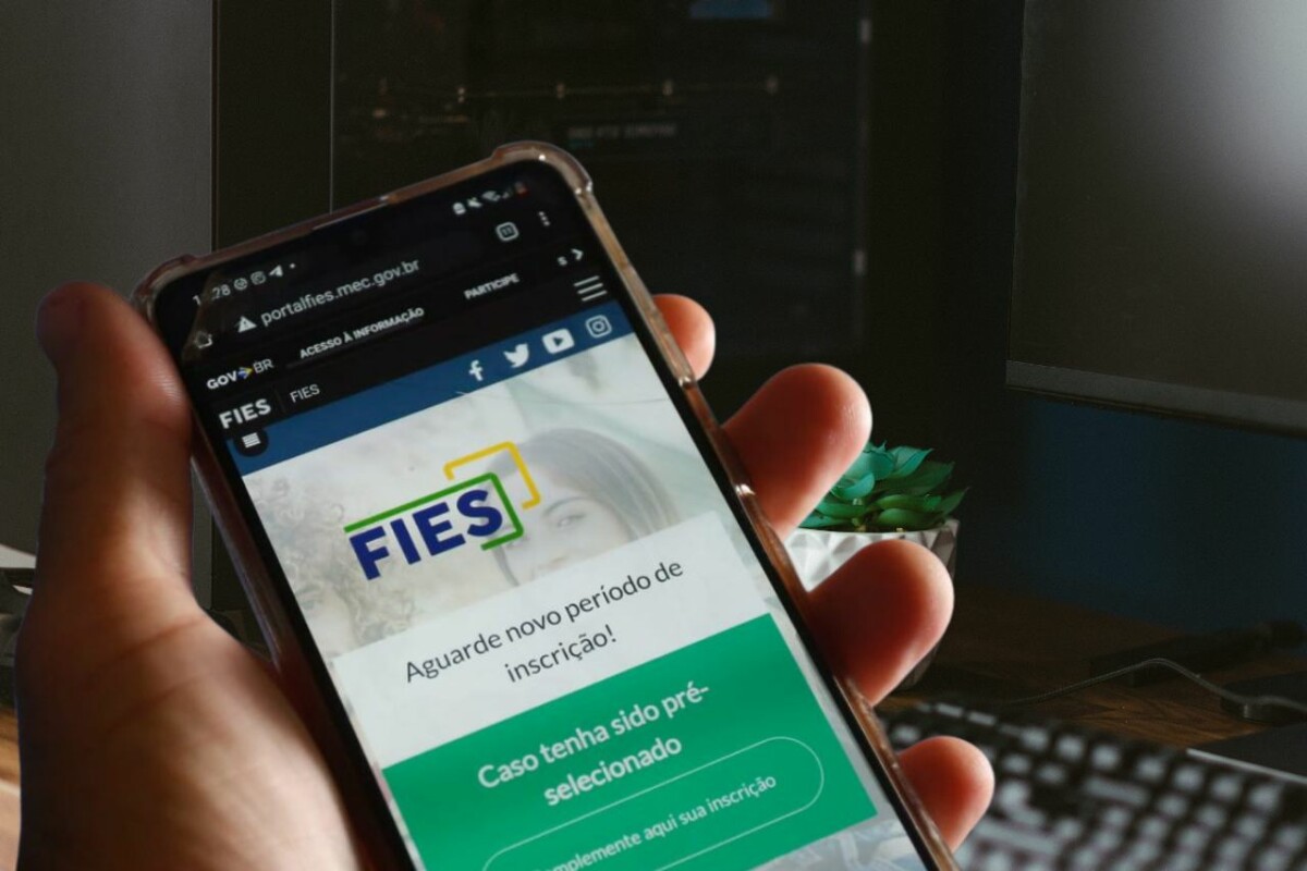 Fies: pré-selecionados devem completar informações até terça