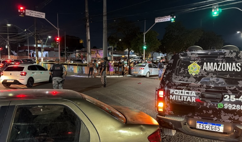 Motoqueiro morre em grave acidente ao tentar fugir da Rocam